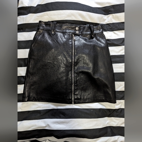 Leather Mini Skirt - Picture 1 of 3